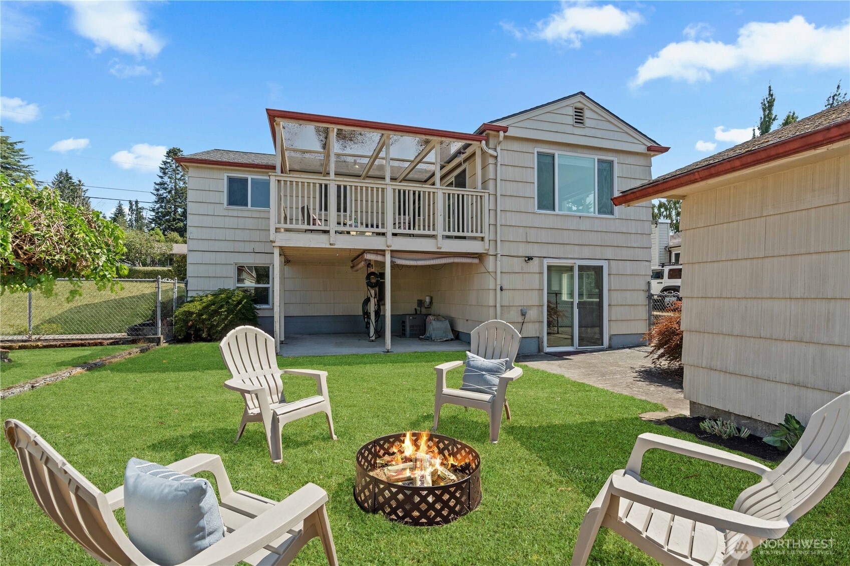 3237 Solie Avenue