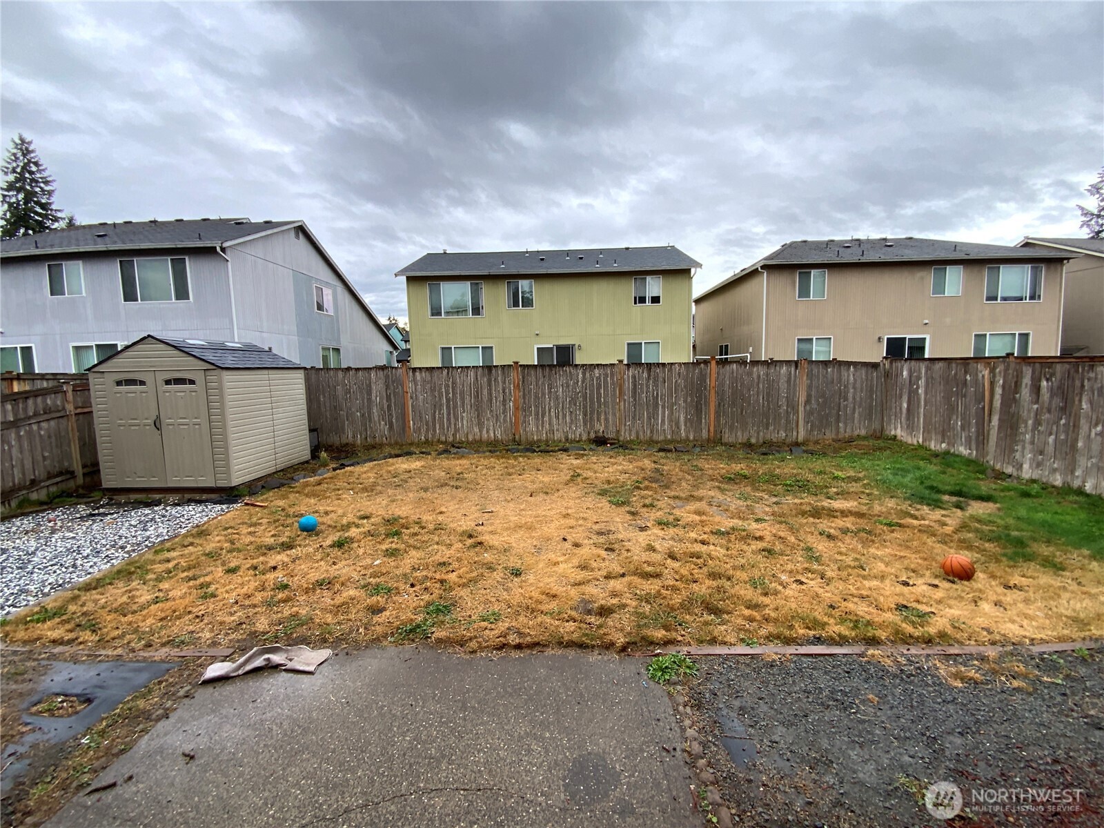 1606 185th Street E