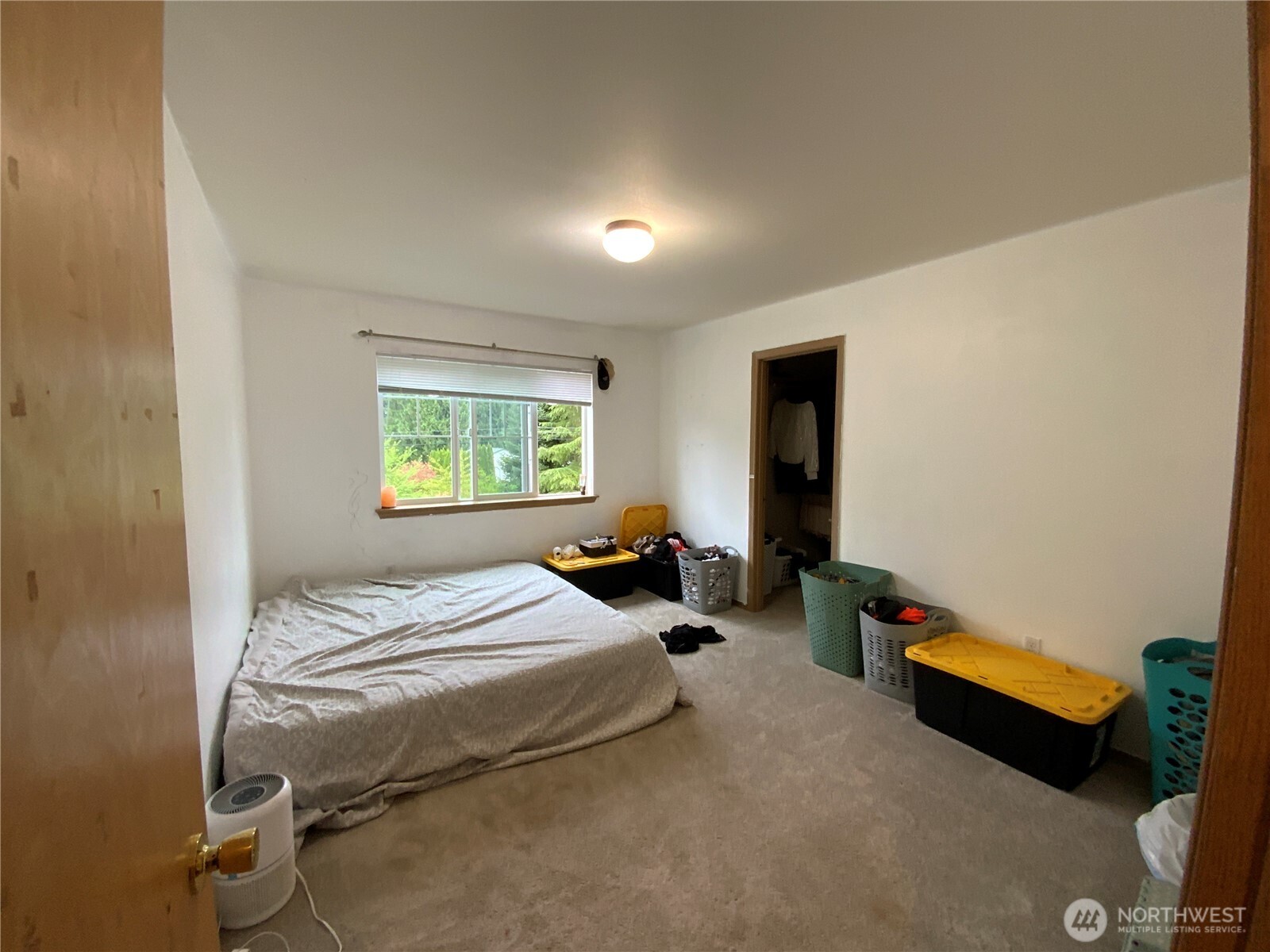 1606 185th Street E