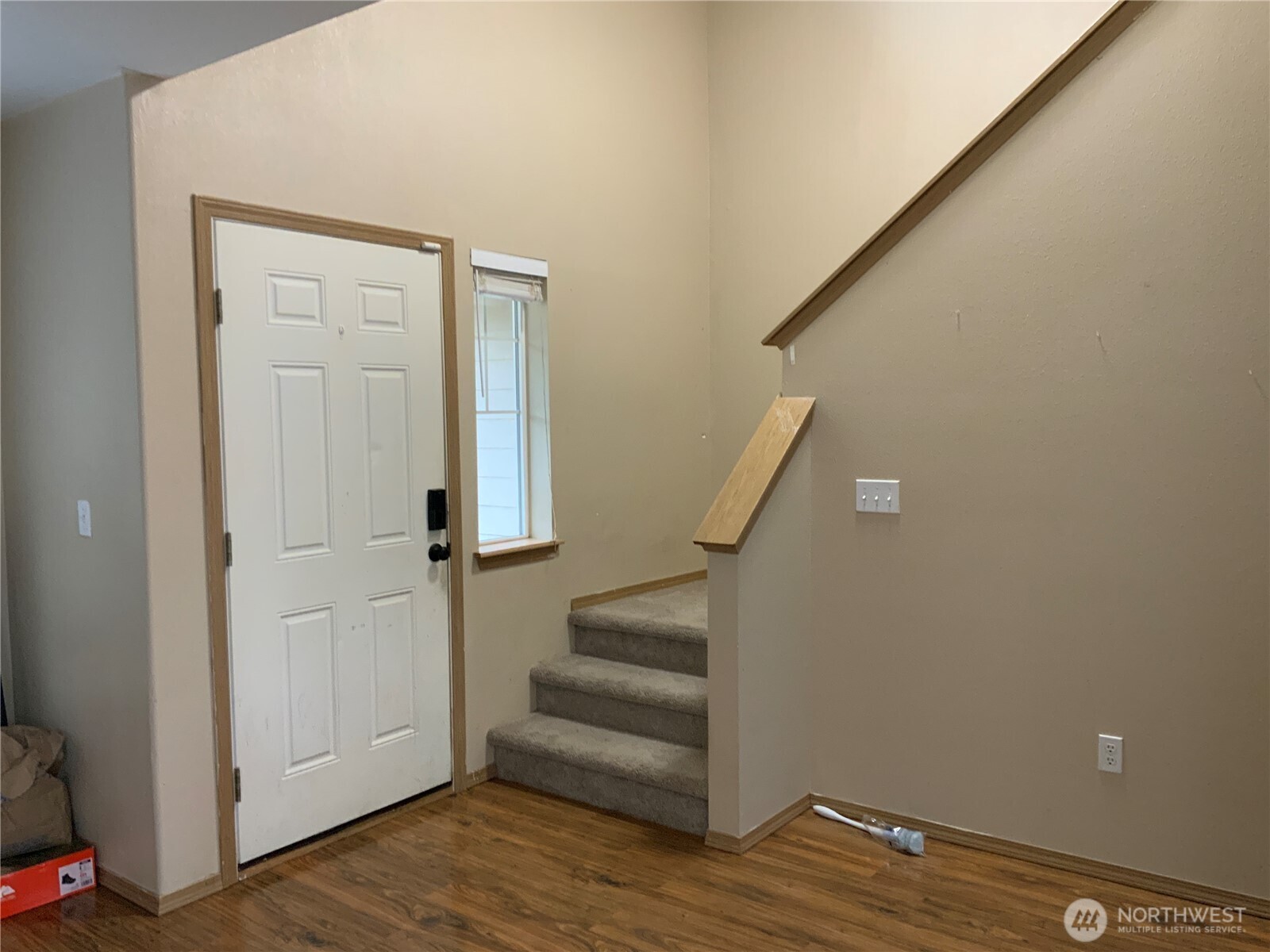 1606 185th Street E