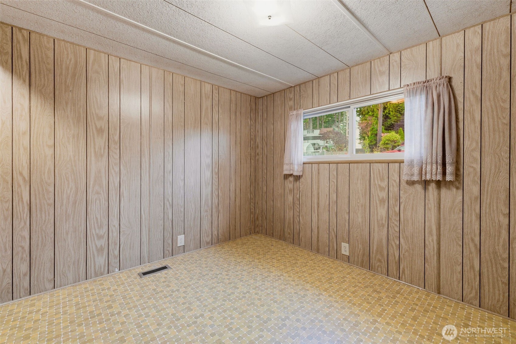 2838 Steamboat Island Loop NW