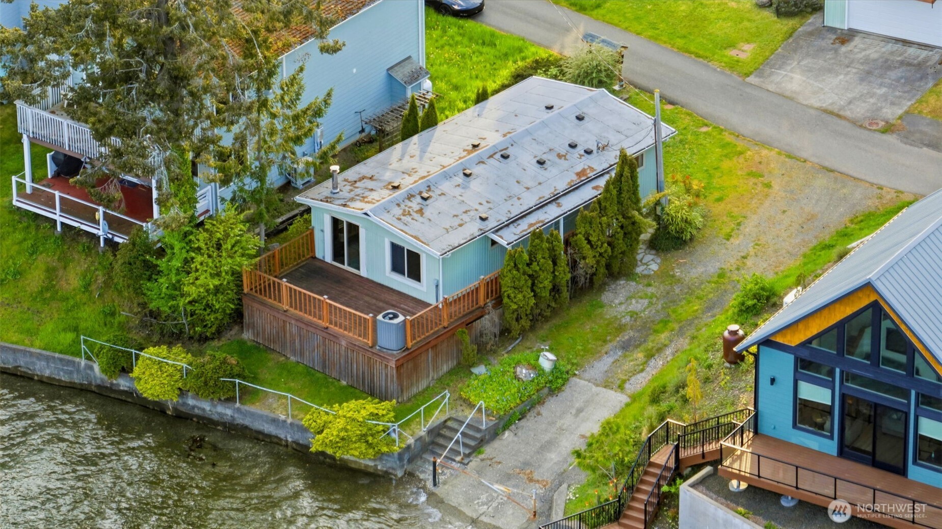 2838 Steamboat Island Loop NW