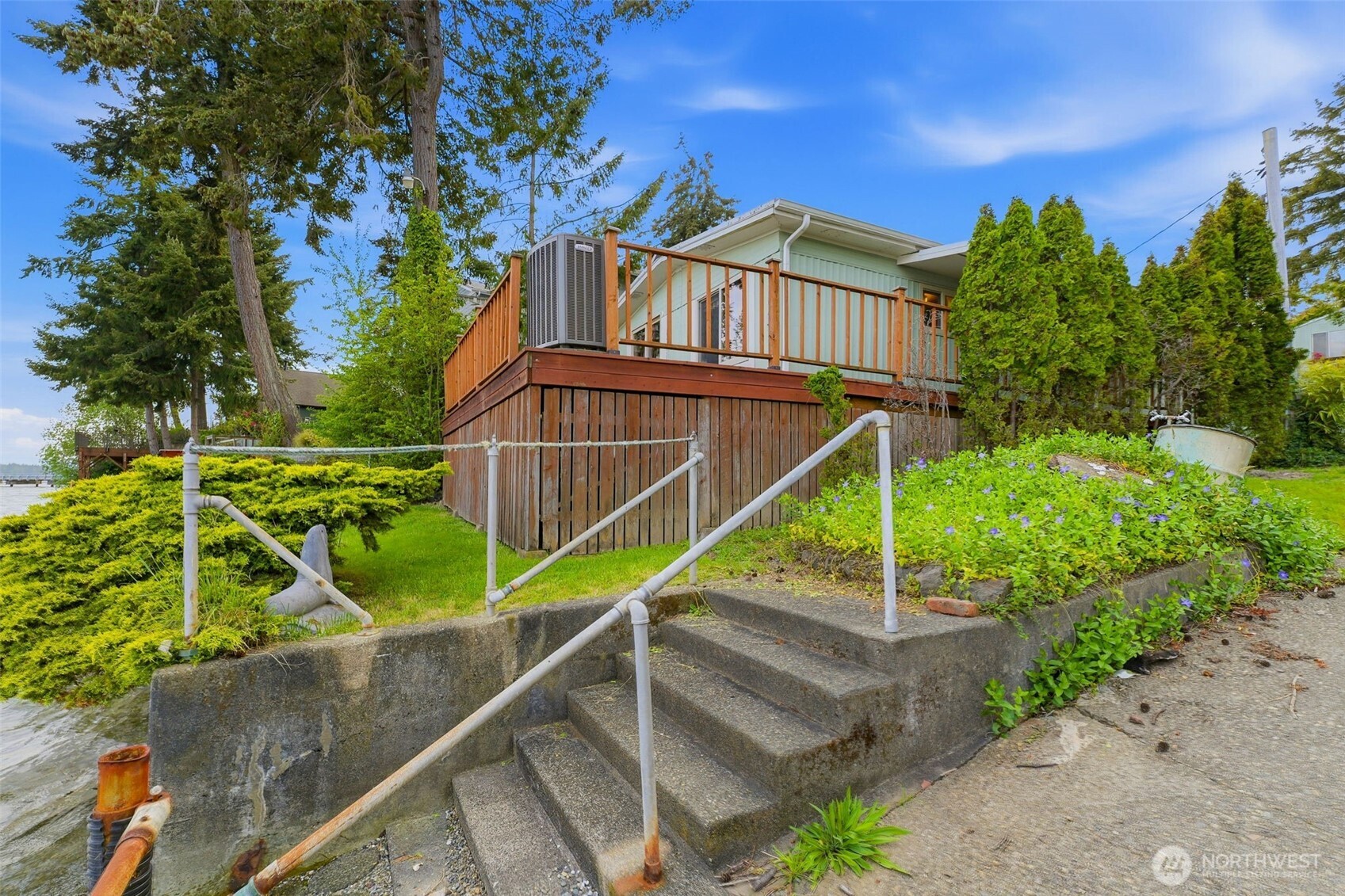 2838 Steamboat Island Loop NW