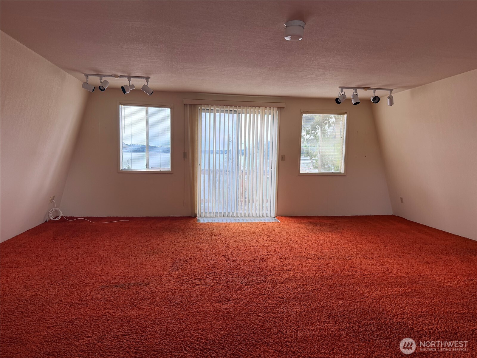 2838 Steamboat Island Loop NW