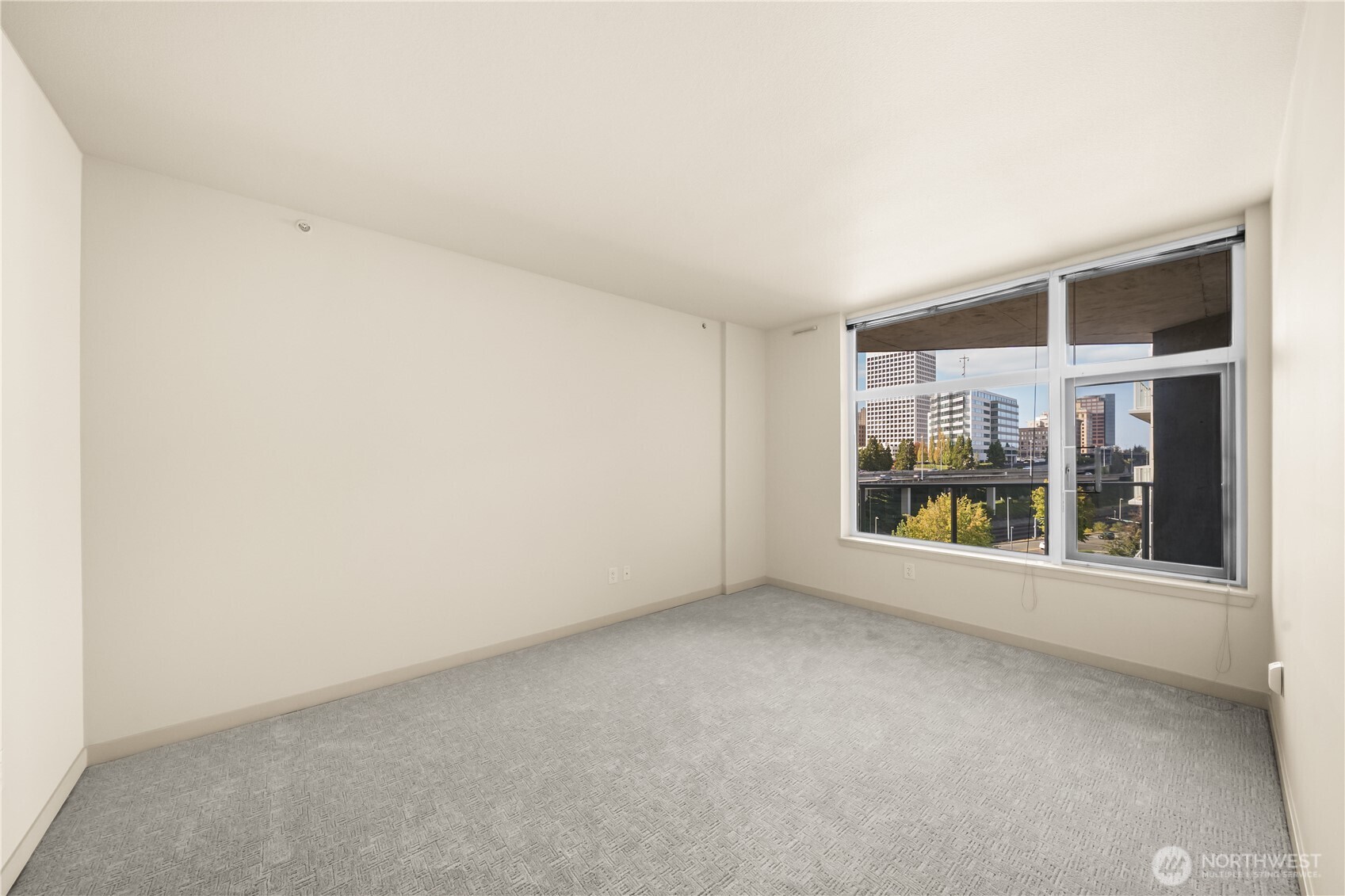 1515 Dock Street Unit: 706