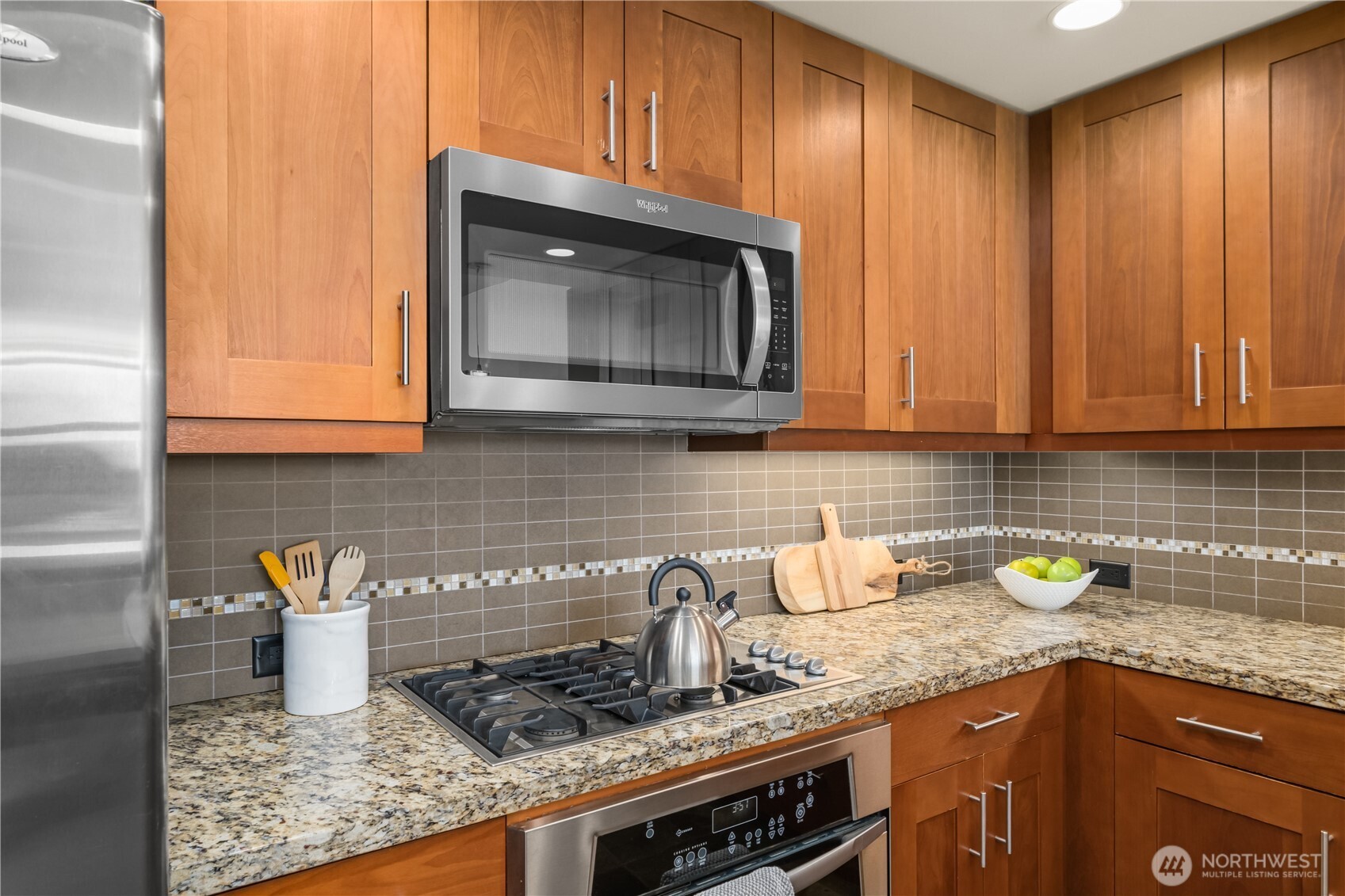 1515 Dock Street Unit: 706
