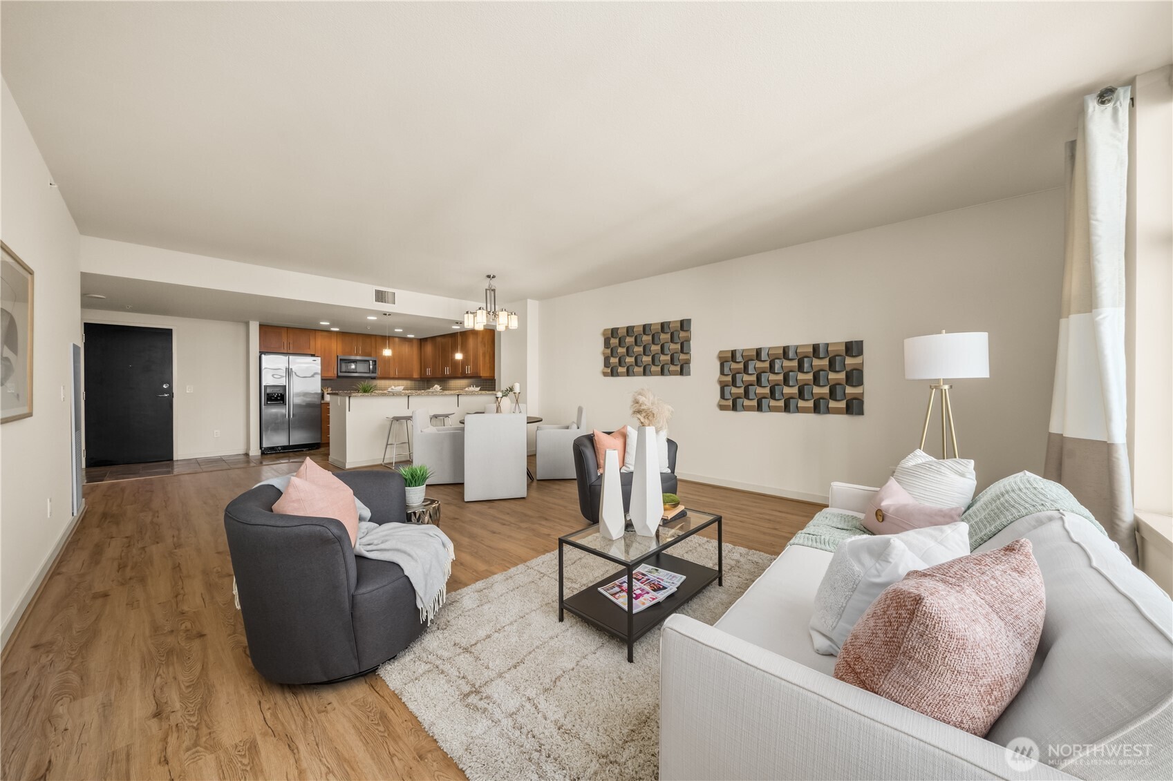1515 Dock Street Unit: 706