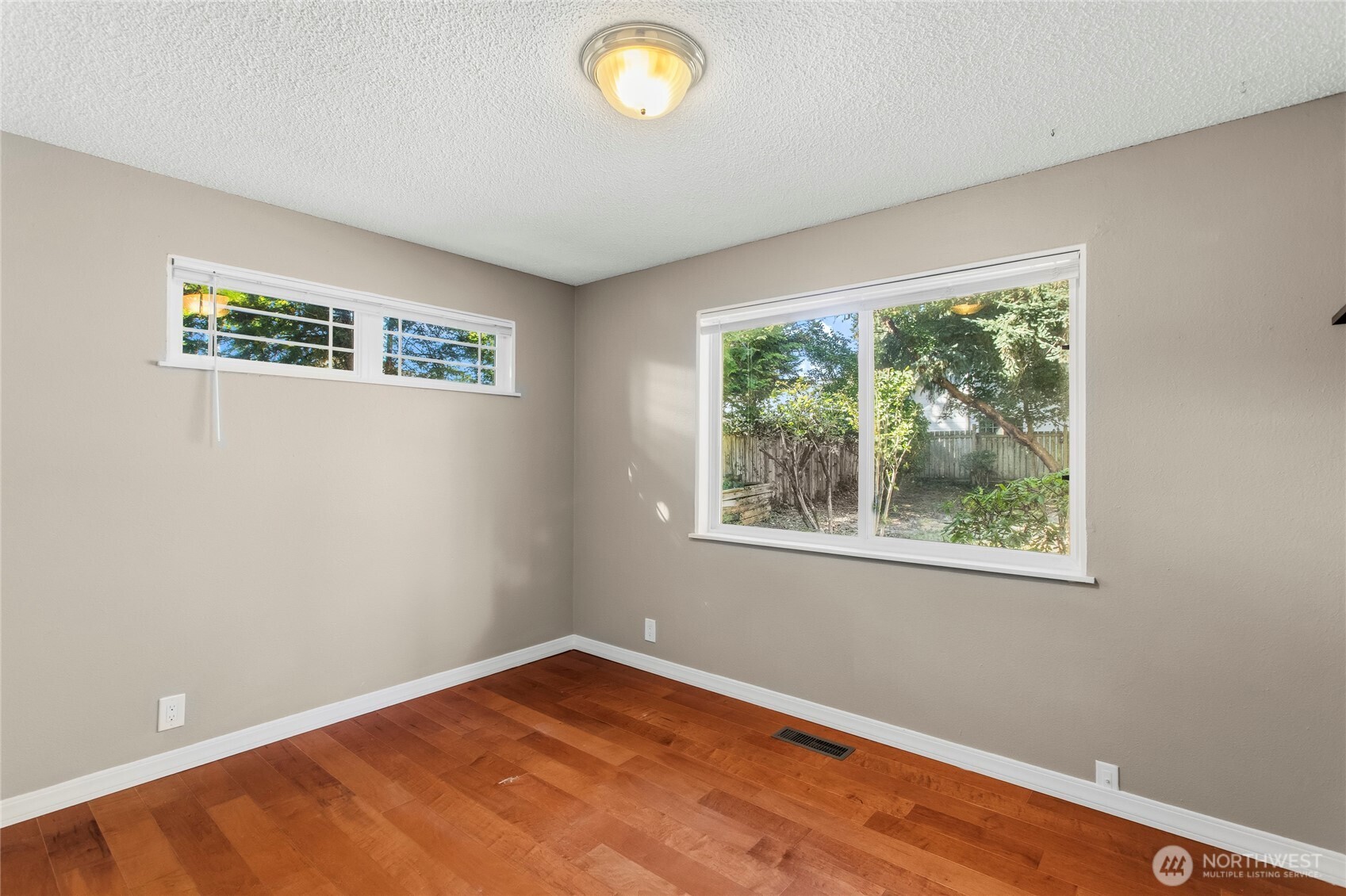 7211 44th Street W