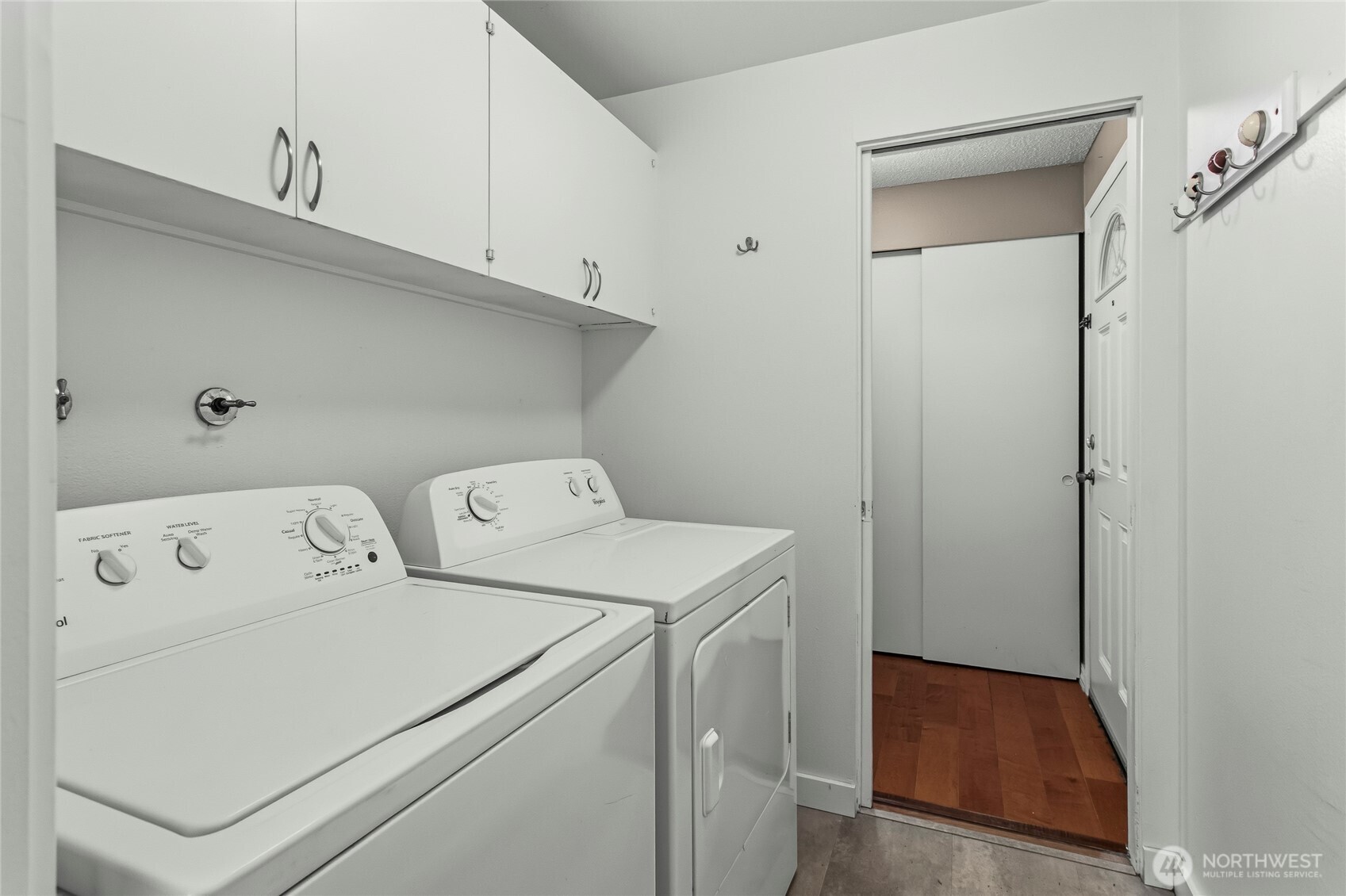 7211 44th Street W