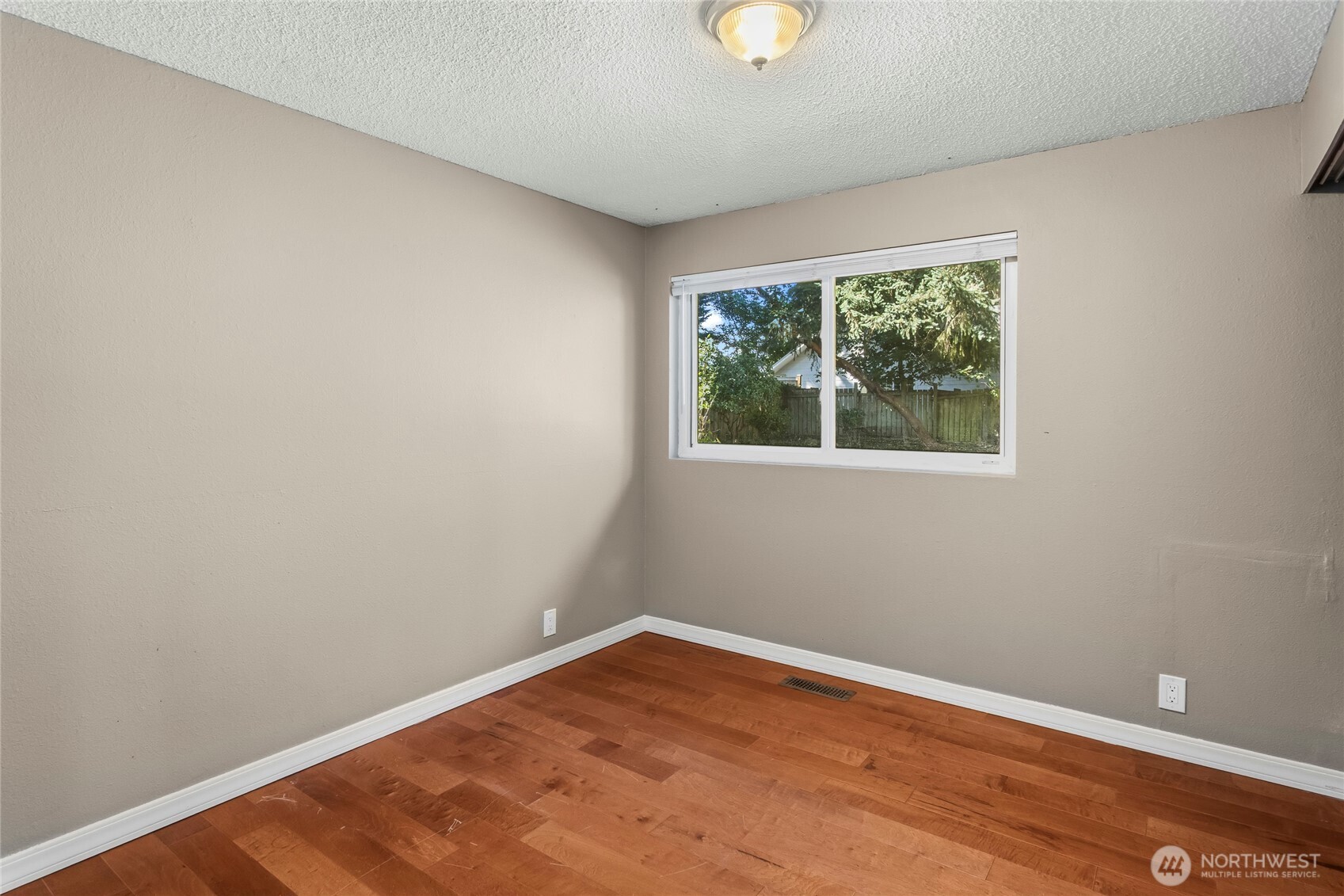7211 44th Street W