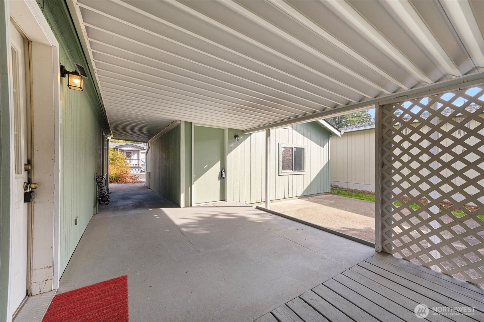 5081 E Gray Sea Eagle Lane SW