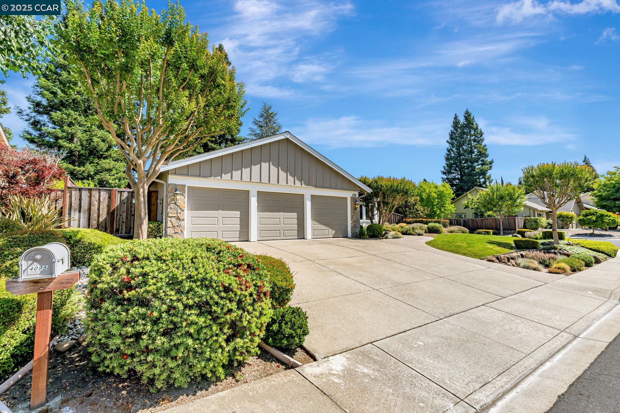 4095 Dunbarton Cir