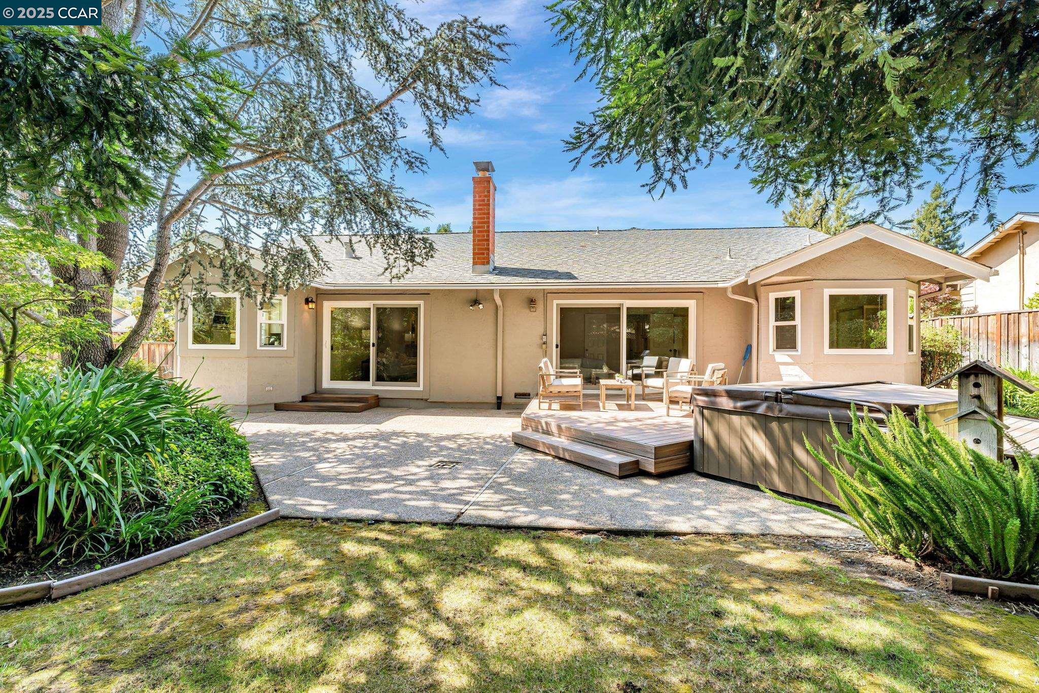 4095 Dunbarton Cir