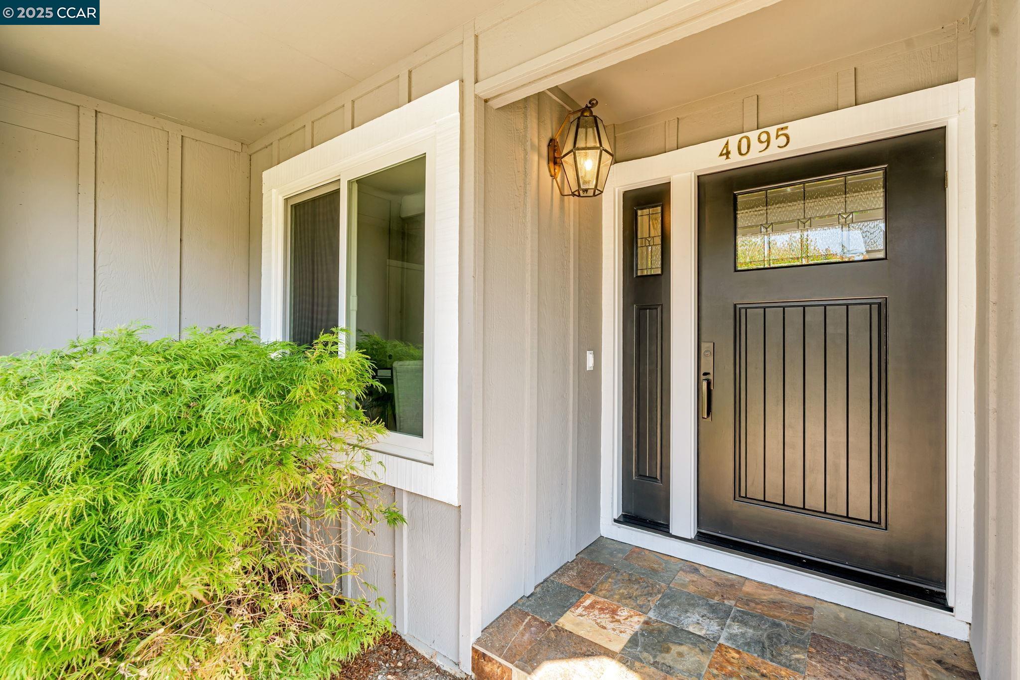4095 Dunbarton Cir