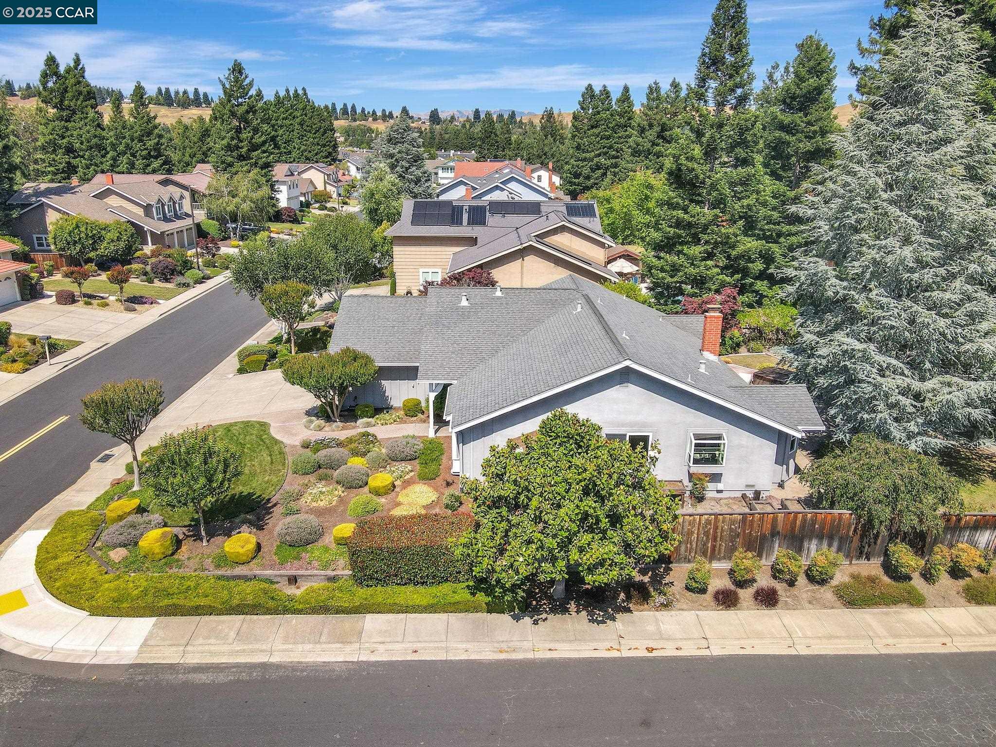 4095 Dunbarton Cir