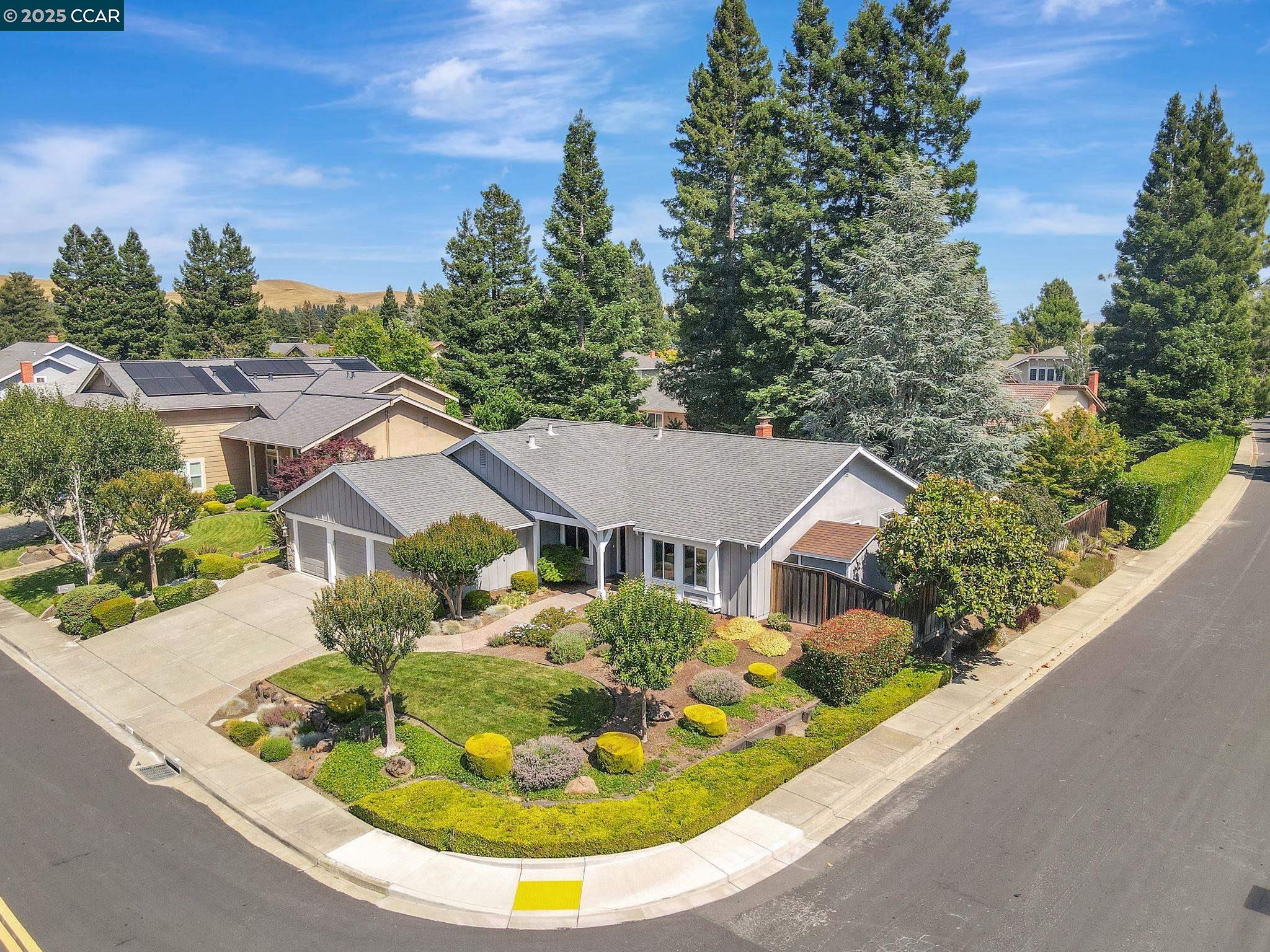 4095 Dunbarton Cir