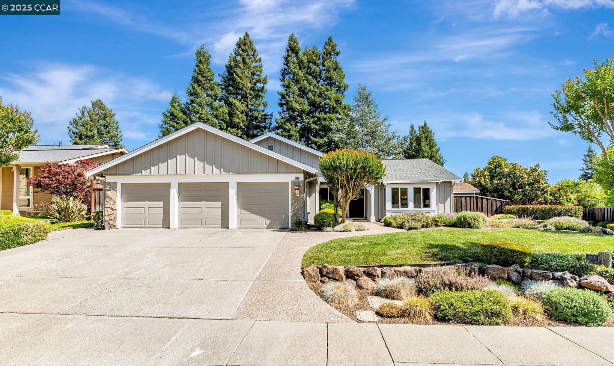4095 Dunbarton Cir