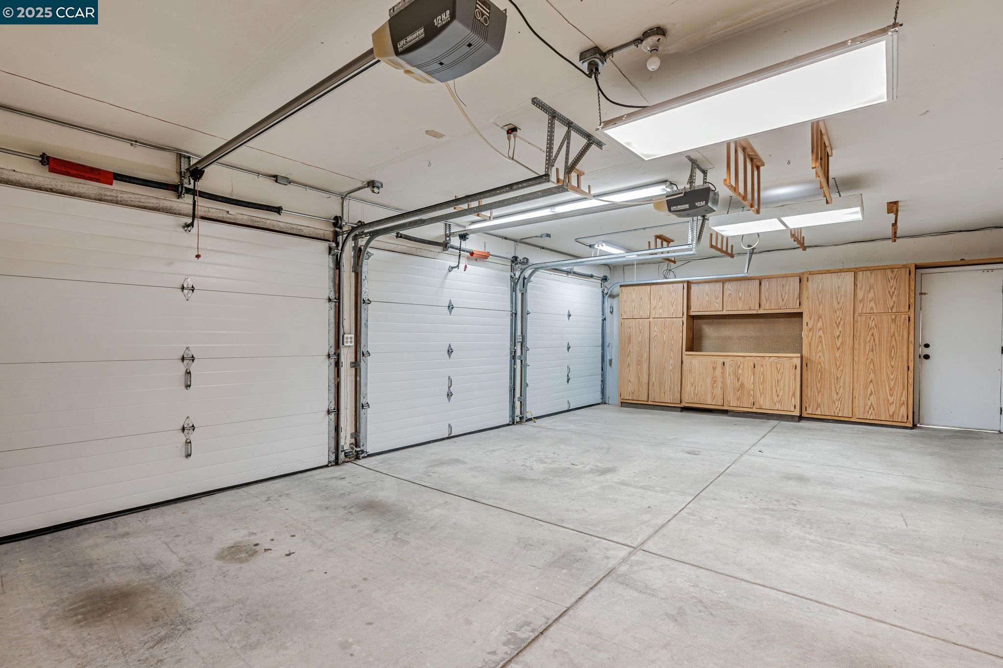 4095 Dunbarton Cir