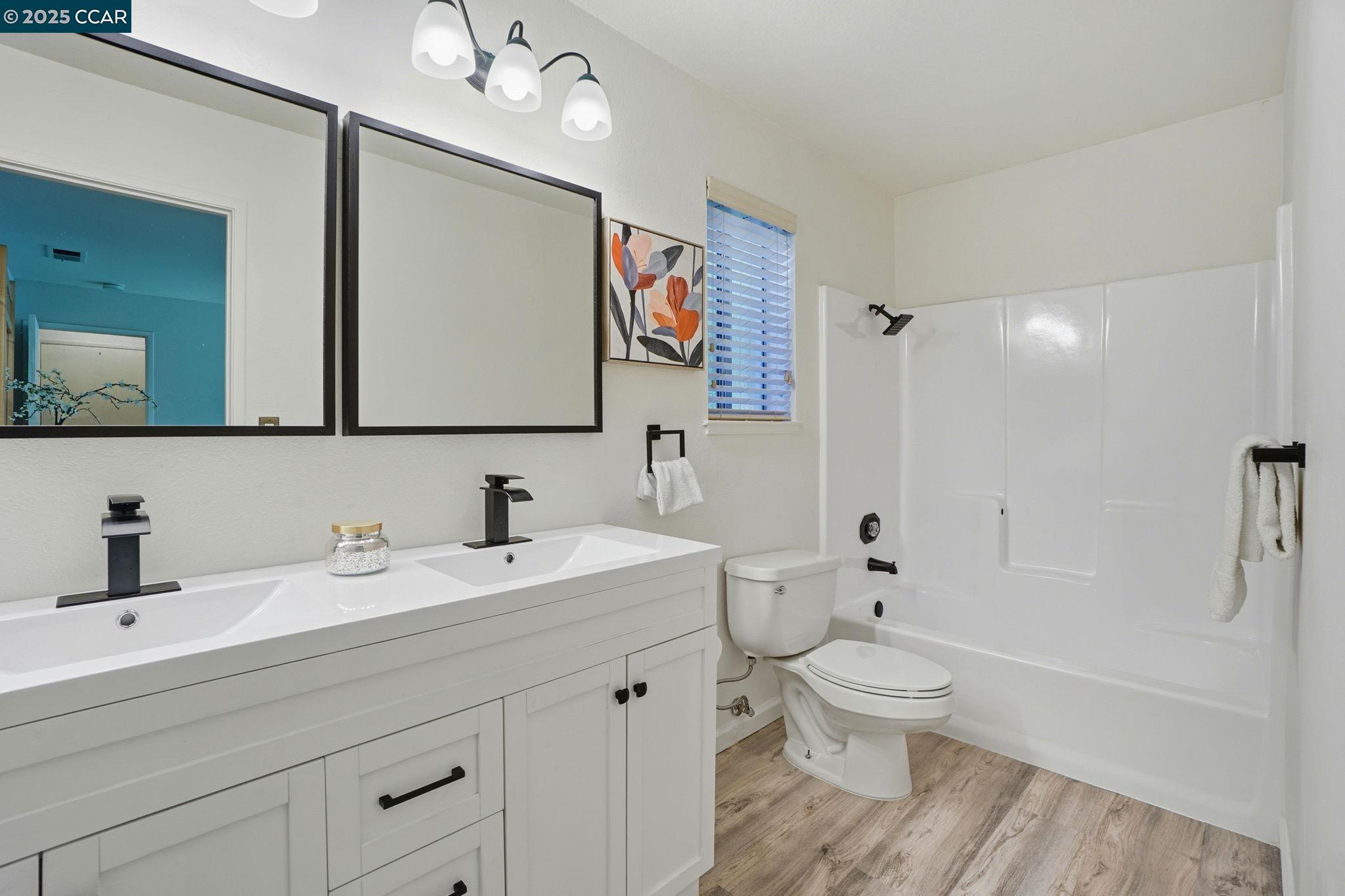 1520 Schenone Ct # 7