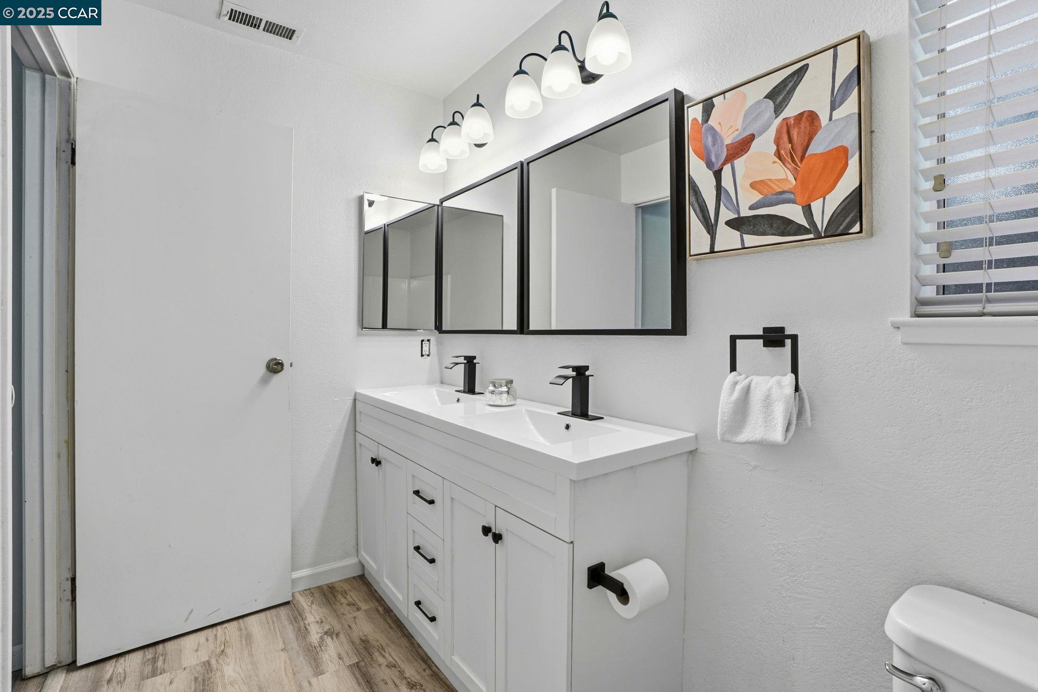 1520 Schenone Ct # 7