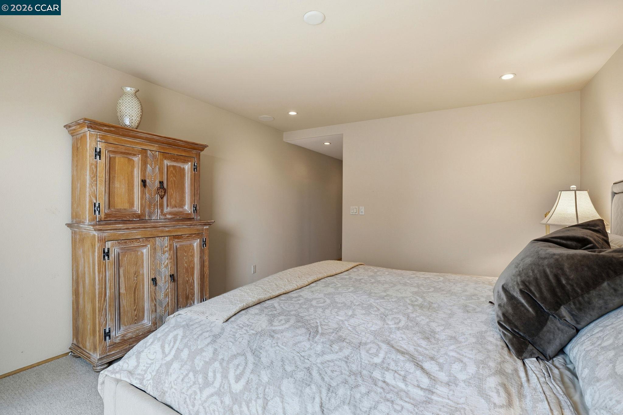 1988 Saint George Rd