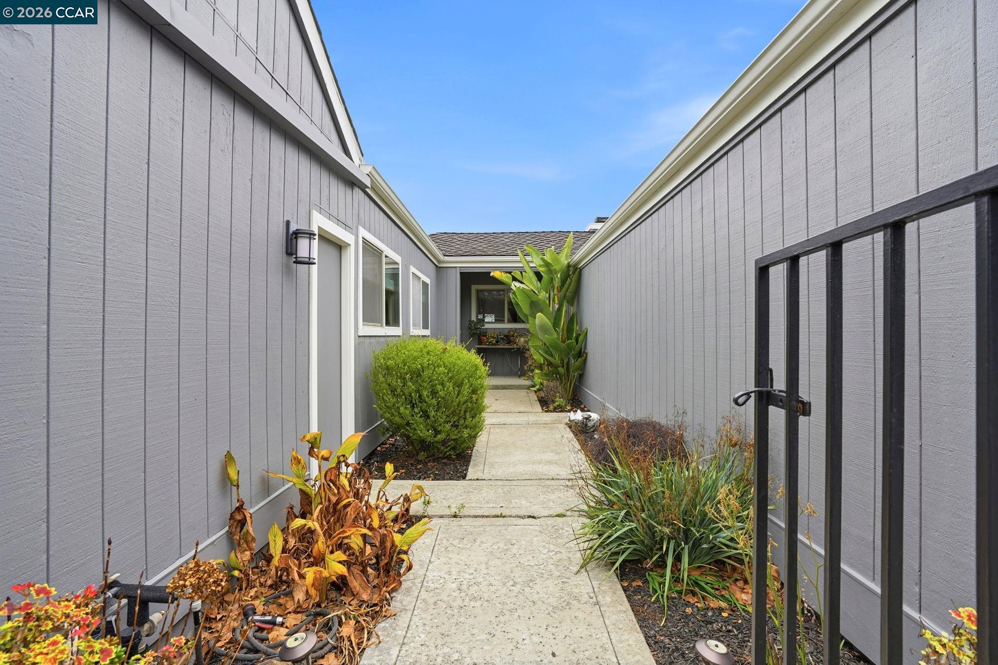 1988 Saint George Rd