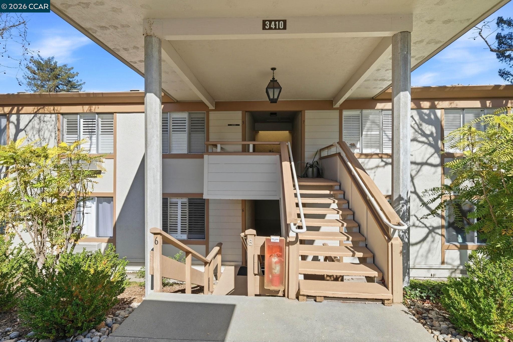 3410 Tice Creek Dr # 8