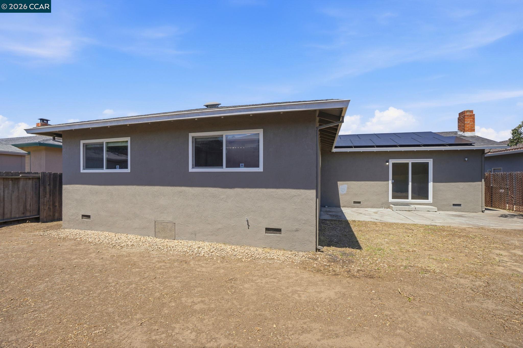 1424 Yosemite Dr