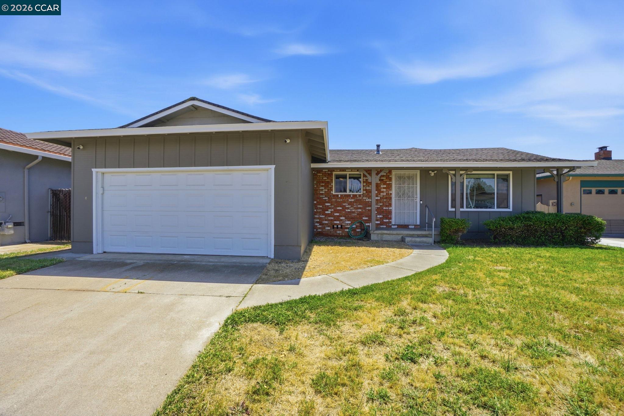 1424 Yosemite Dr