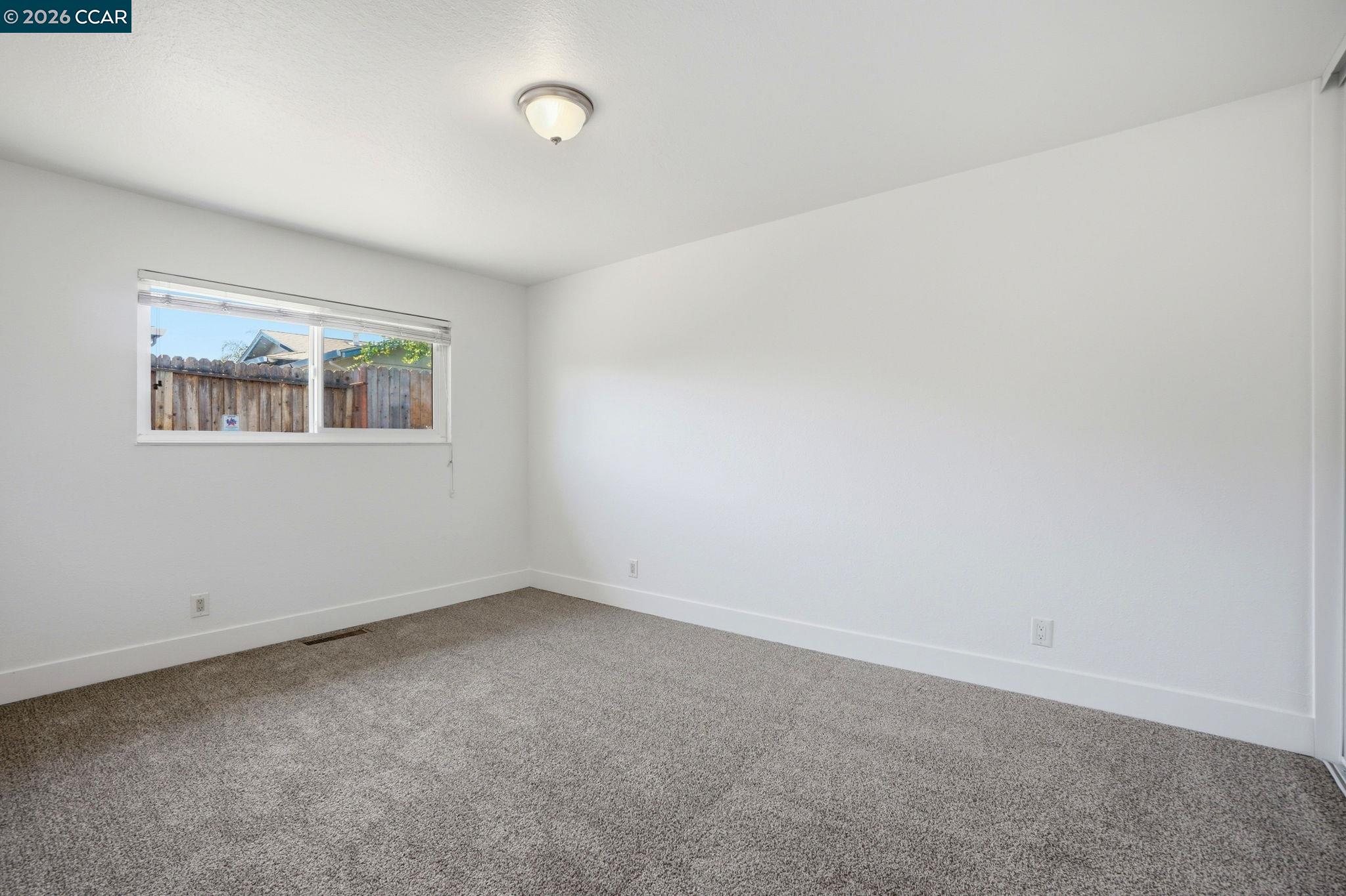1424 Yosemite Dr