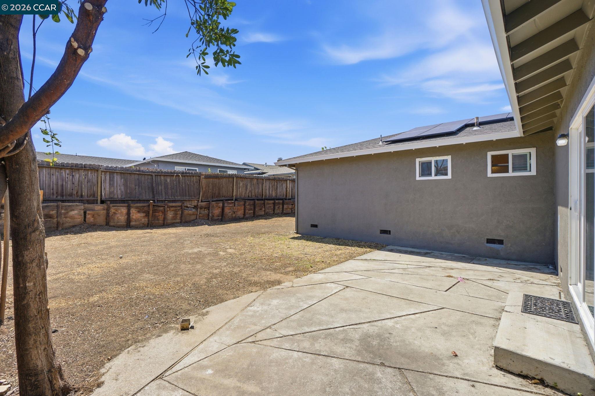 1424 Yosemite Dr