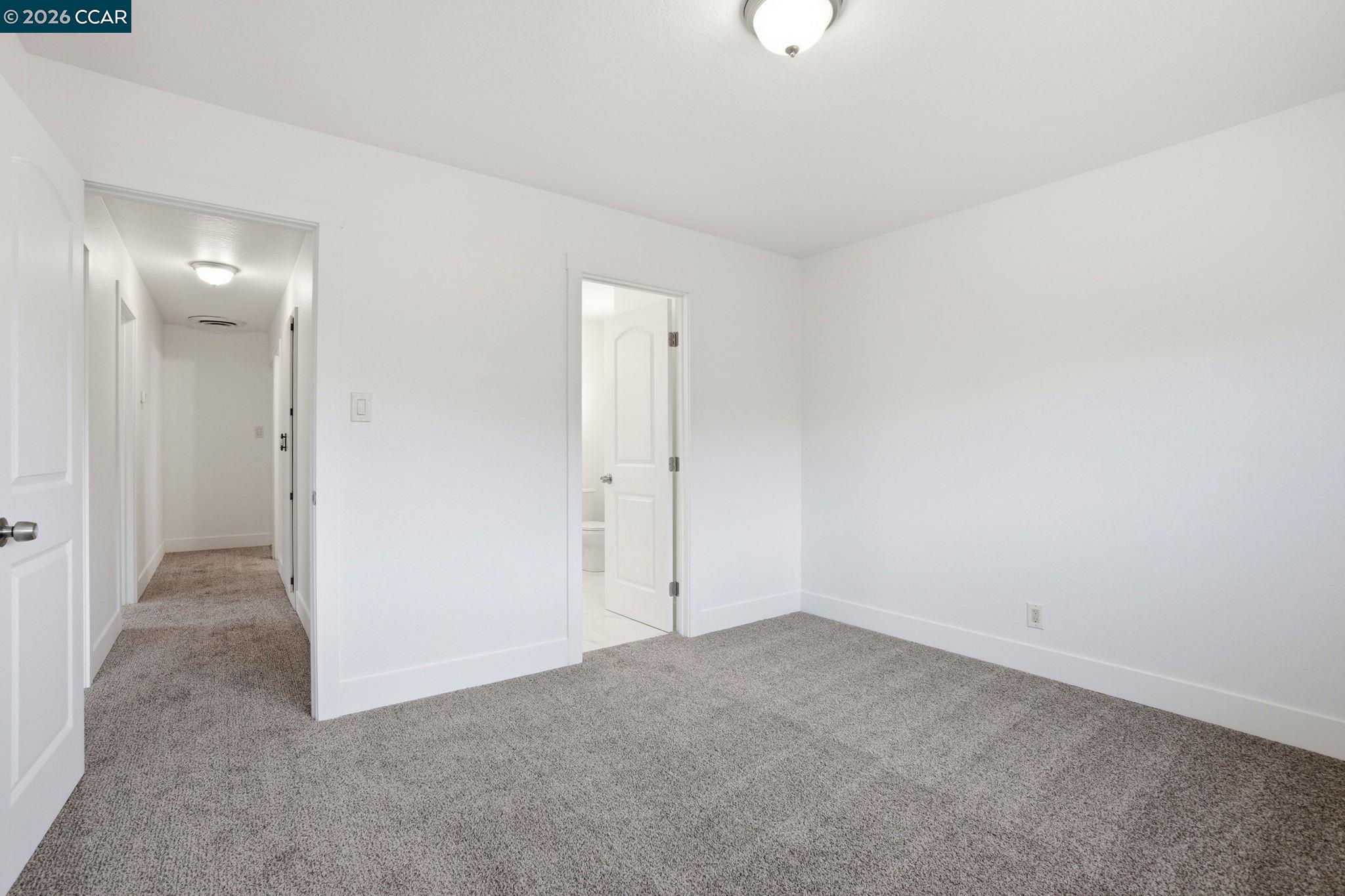 1424 Yosemite Dr