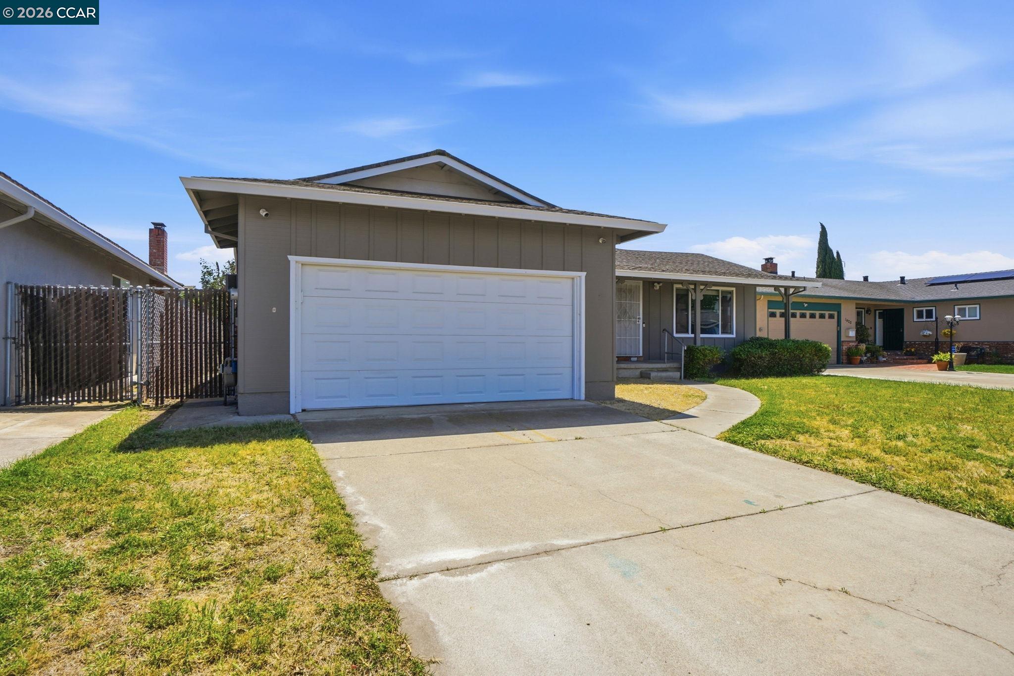 1424 Yosemite Dr