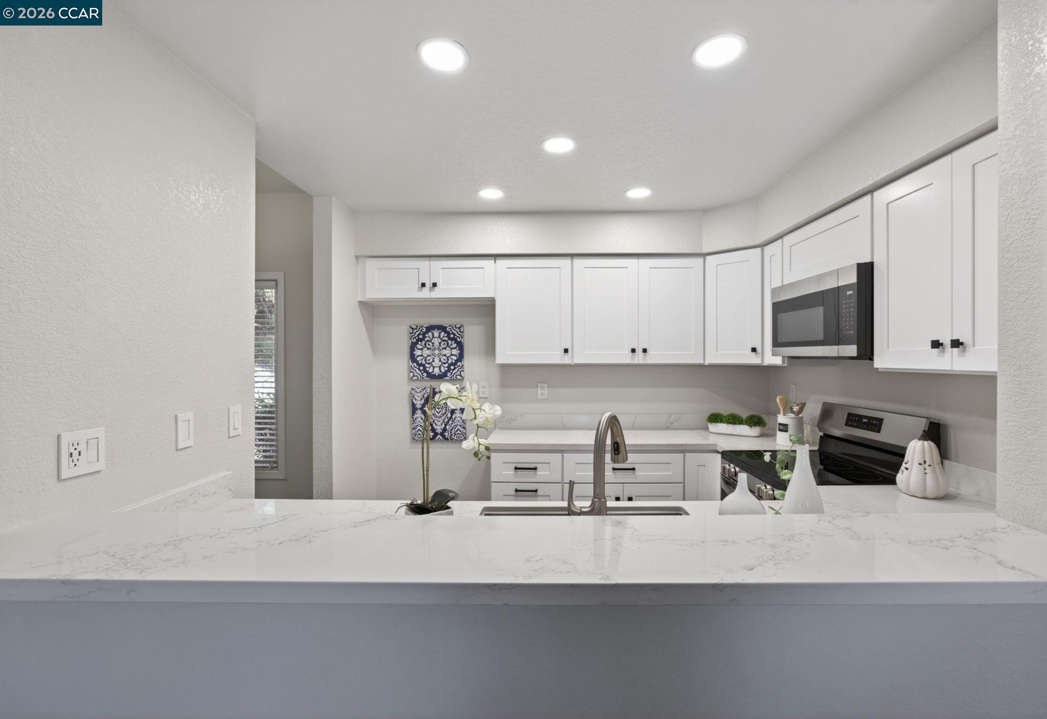 171 Norris Canyon Ter # C