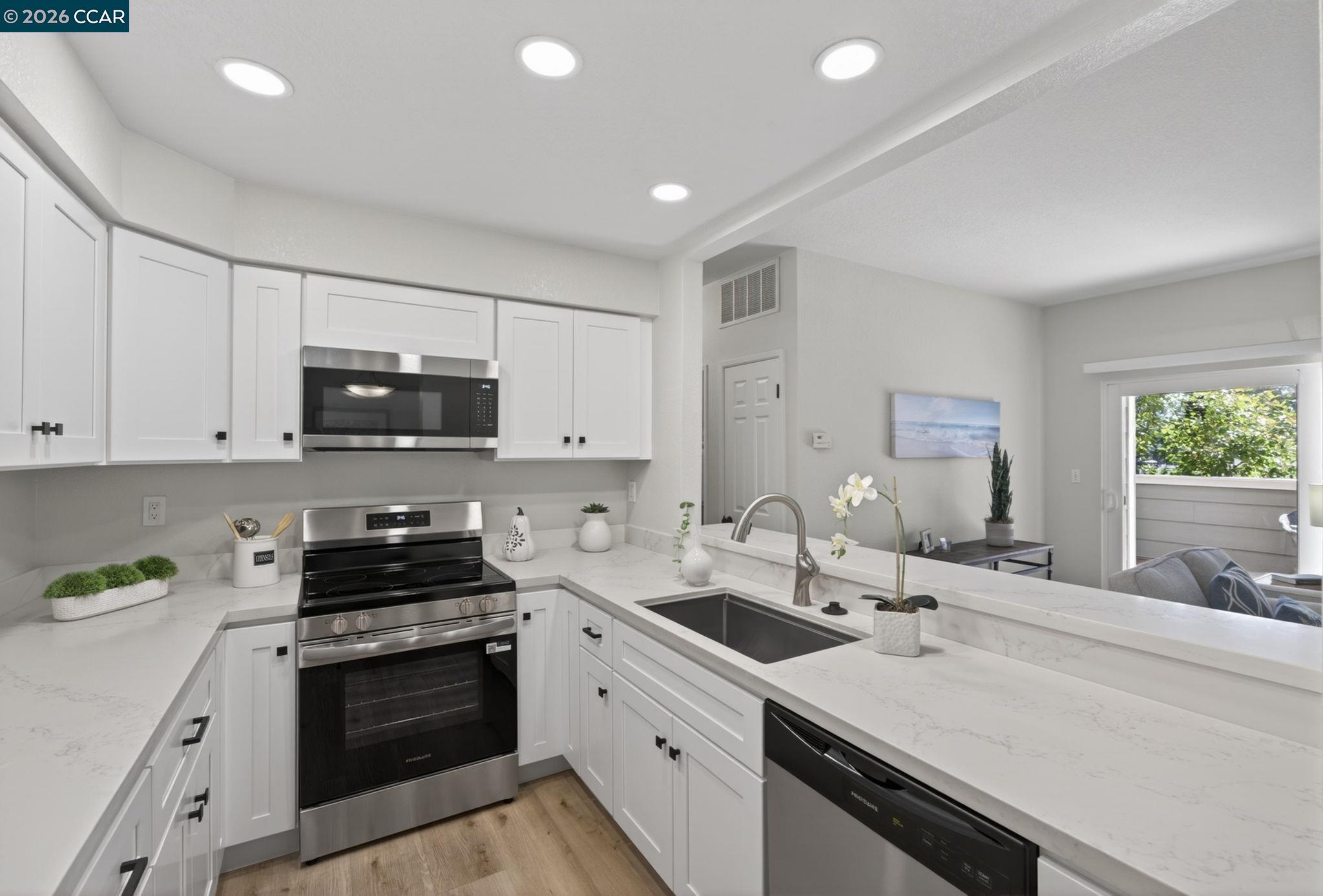 171 Norris Canyon Ter # C