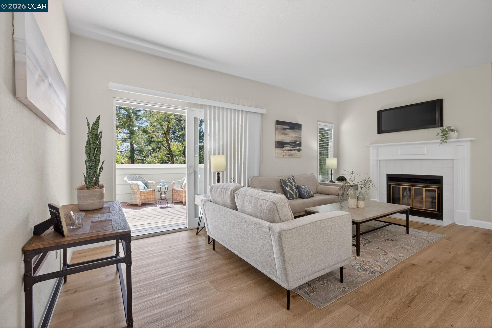 171 Norris Canyon Ter # C