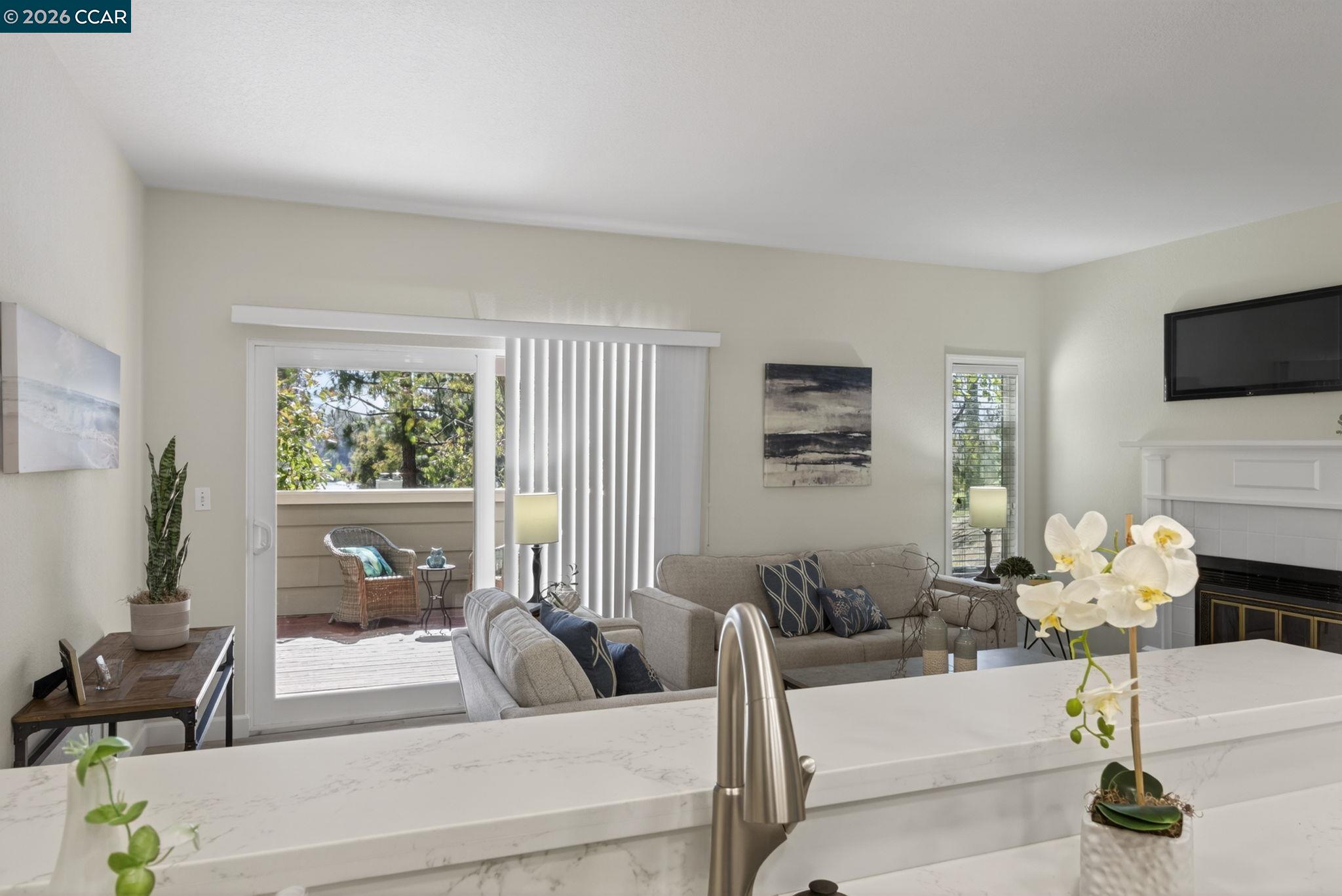 171 Norris Canyon Ter # C