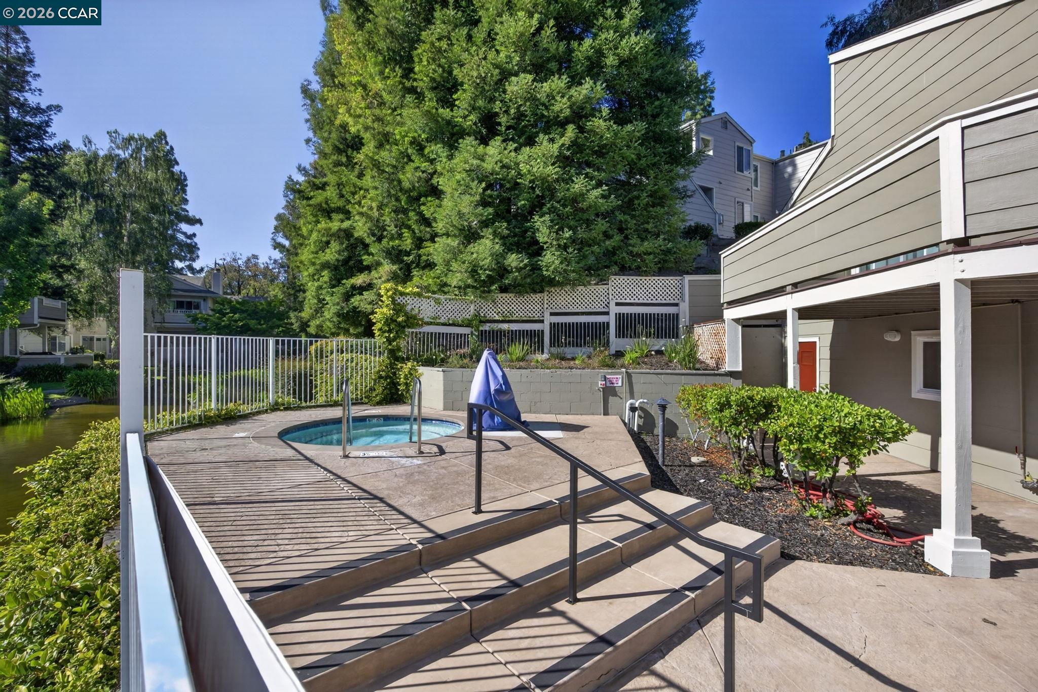 171 Norris Canyon Ter # C