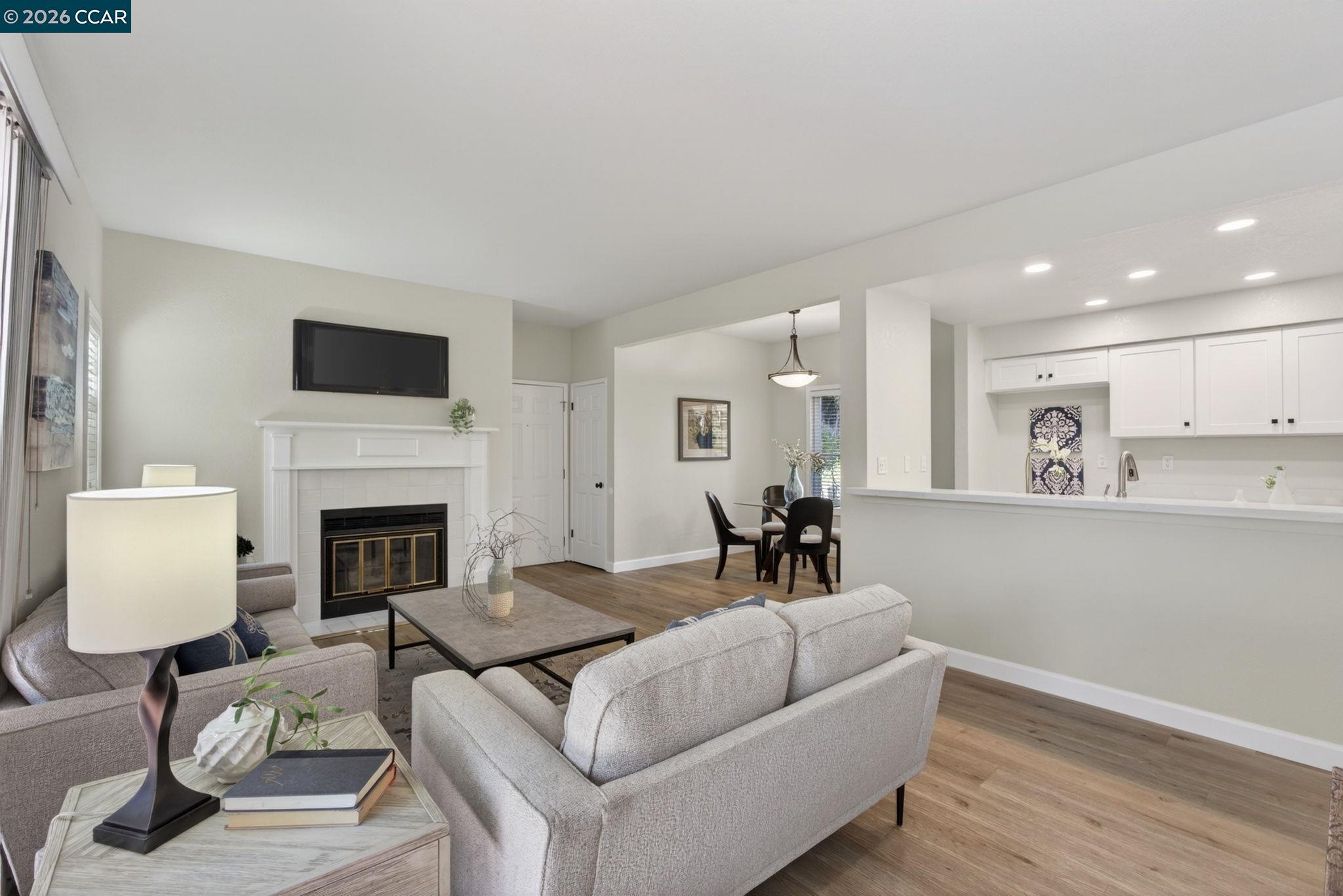 171 Norris Canyon Ter # C