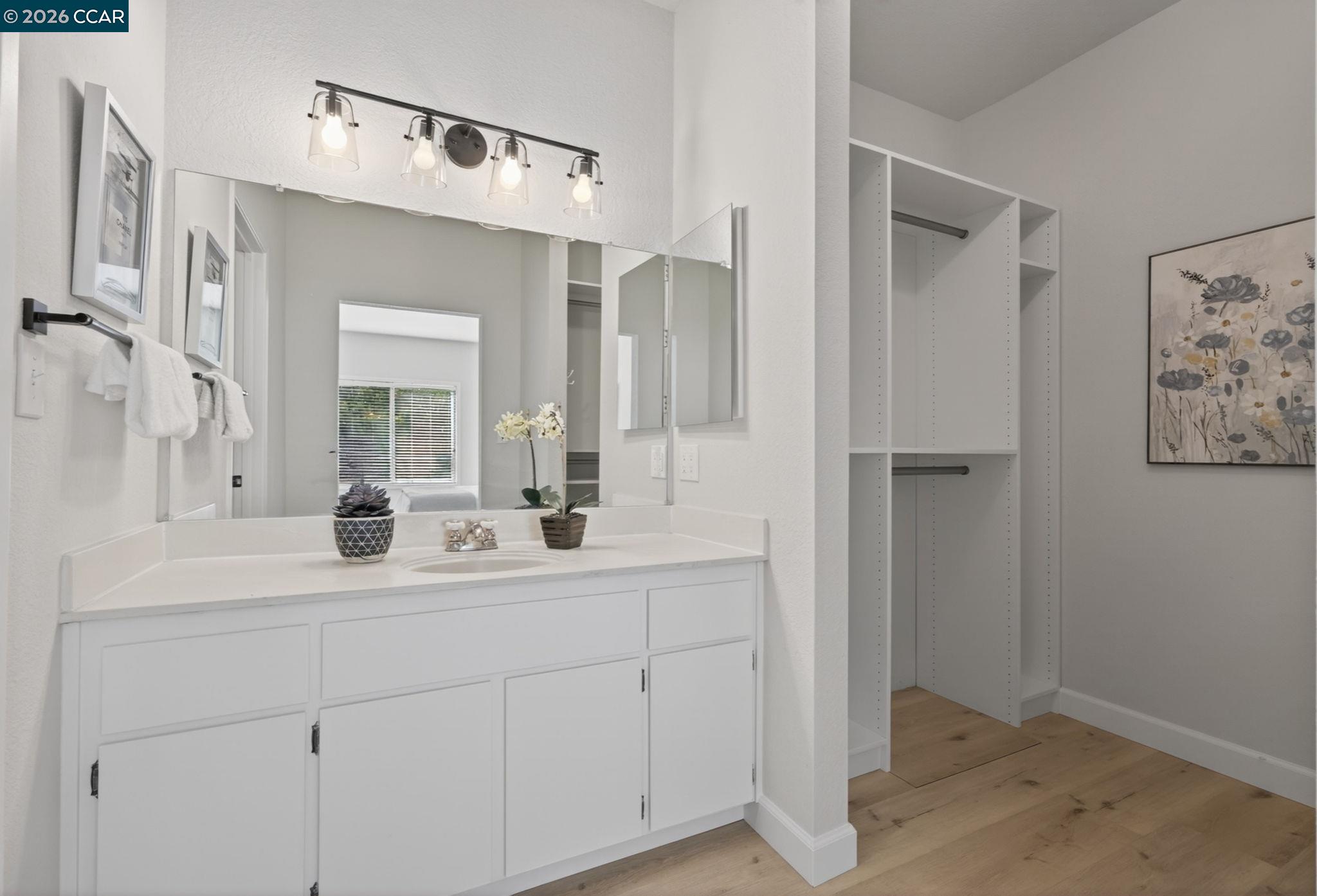 171 Norris Canyon Ter # C