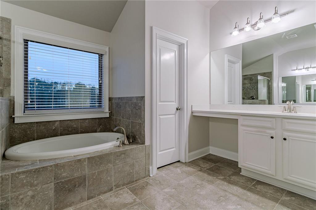 4610 Mossbrook Circle