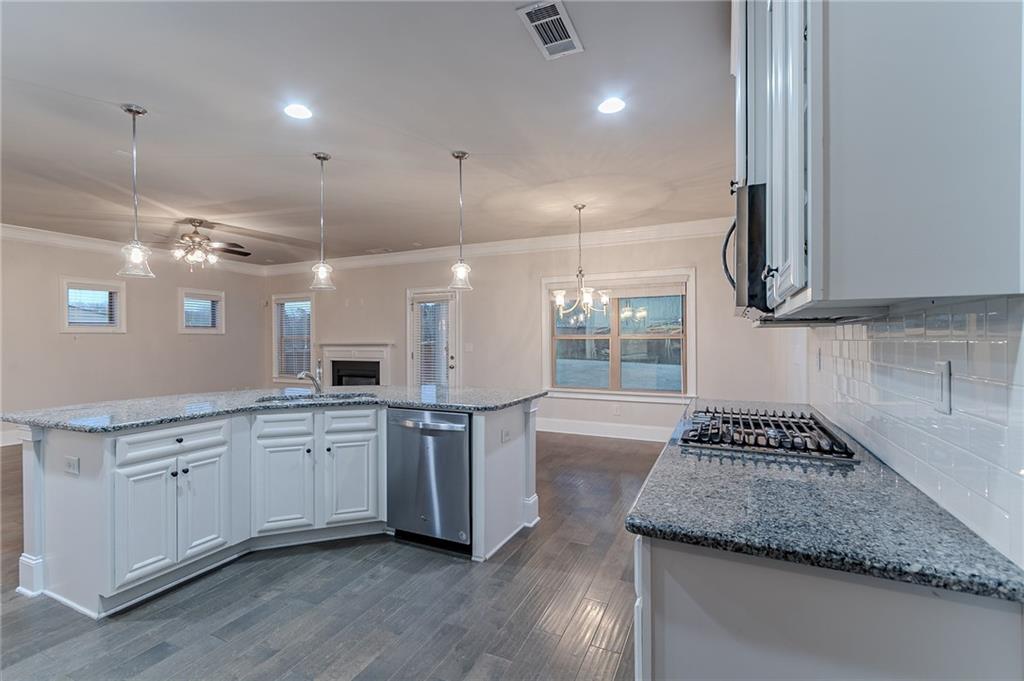 4610 Mossbrook Circle