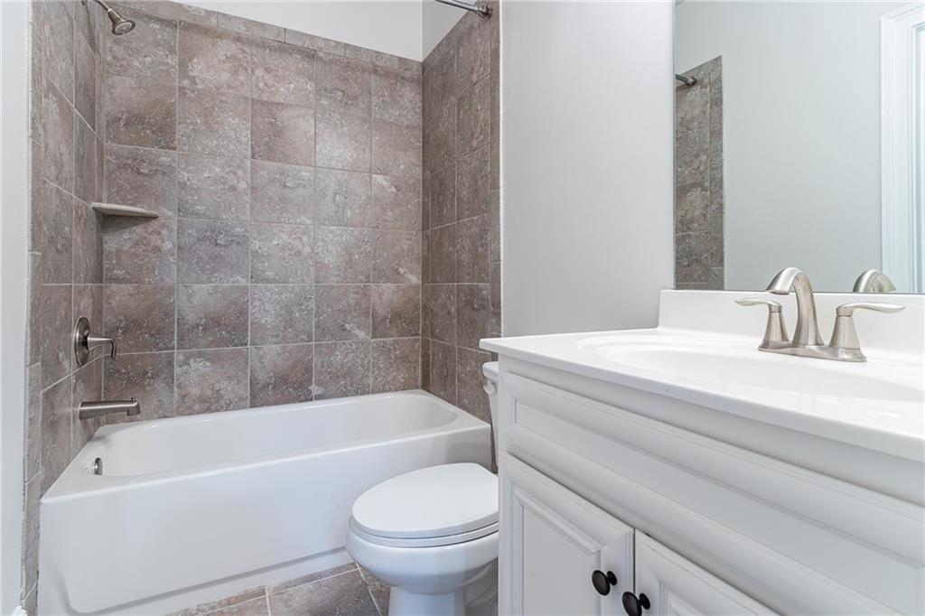 4610 Mossbrook Circle