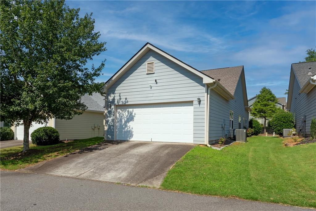 903 Duncan Terrace