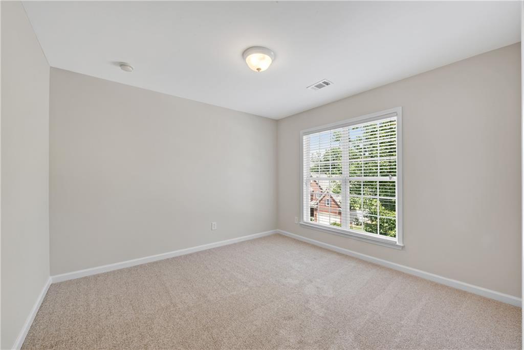 595 Cricklewood Drive