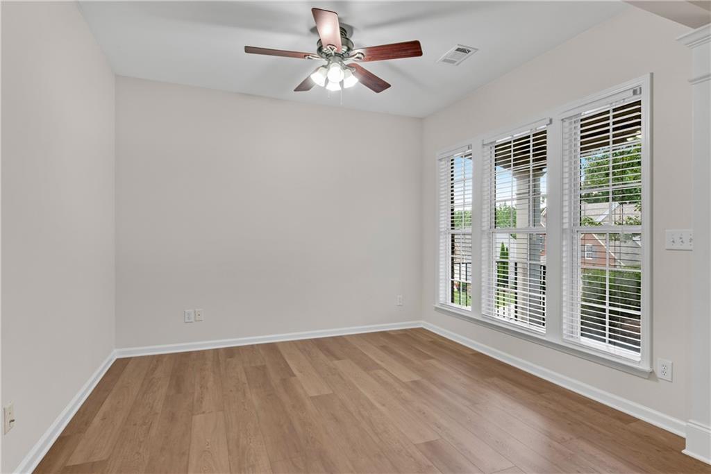 595 Cricklewood Drive