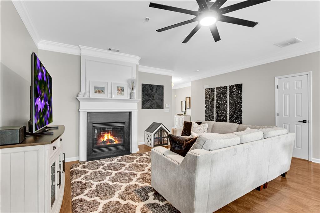 208 Magnolia Leaf Drive