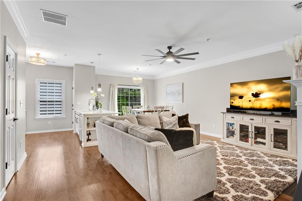 208 Magnolia Leaf Drive