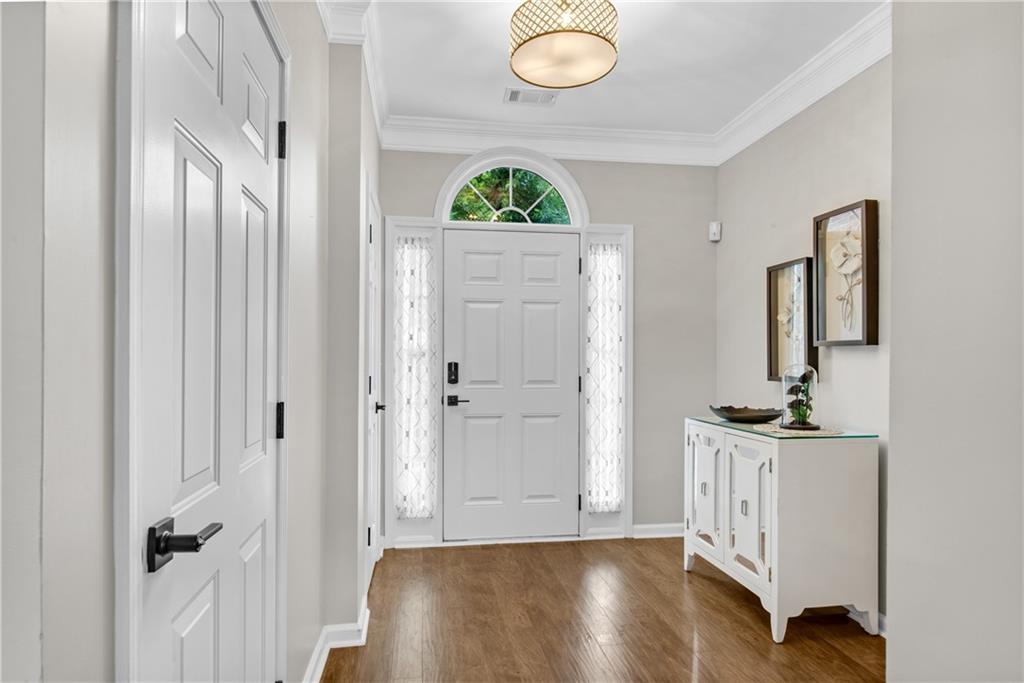 208 Magnolia Leaf Drive