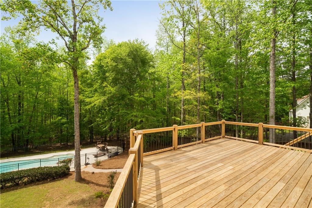 1400 Squire Lane